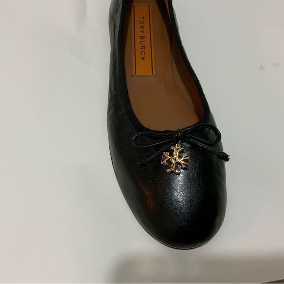 Tory Burch Tory Charm Ballet Flat 10 M Perfect Black Goat Leather Gold Logo $268 - Picture 9 of 11
